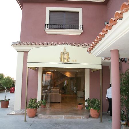 Hotel Torre Del Oro La Rinconada Exteriör bild